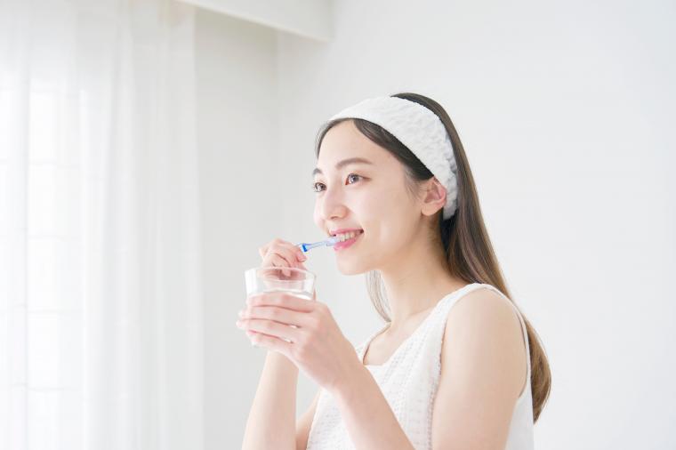 歯石を放置するとどうなる？歯科医院でのクリーニングが大切な理由