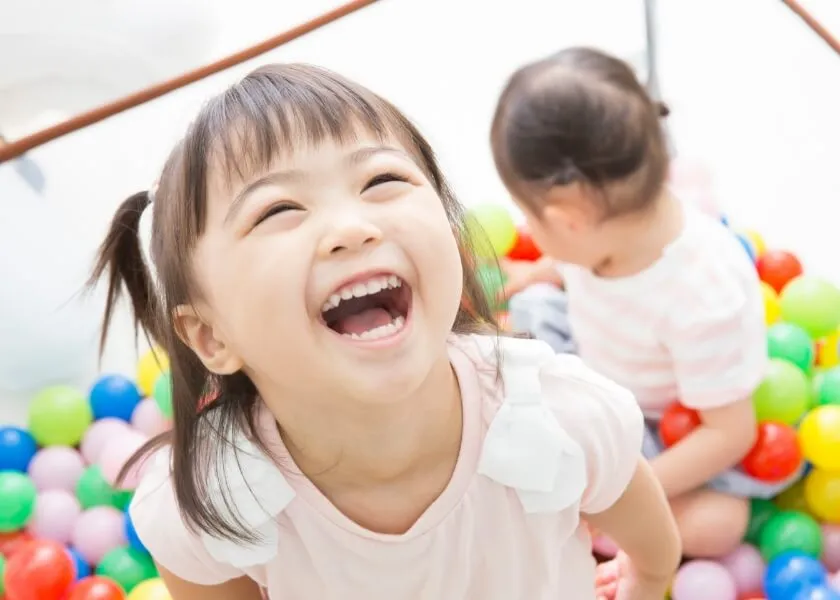 子どものうちから矯正を始めたほうが良い理由